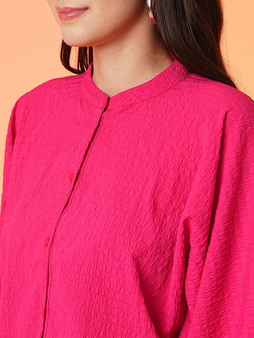 globus women fuchsia mandarin collar batwing sleeves structured shirt style top - 21081734 -  Standard Image - 4