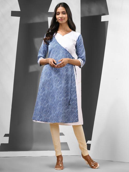 women white sweetheart neck angrakha kurta - 21081778 -  Standard Image - 0
