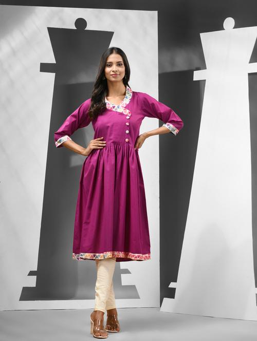 women purple solid flared kurta - 21081788 - Standard Image - 0
