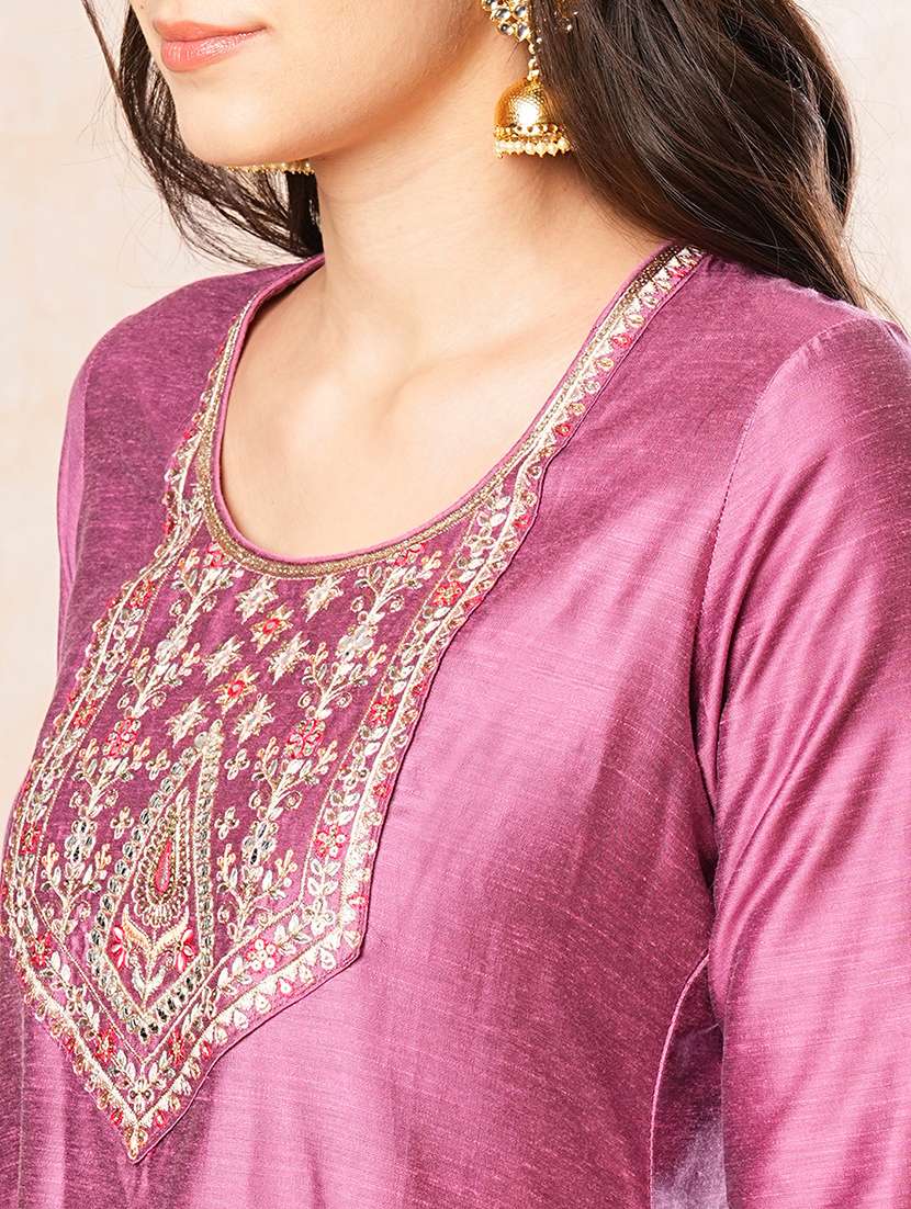 wome purple round neck kurta pant set - 21082078 -  Standard Image - 4