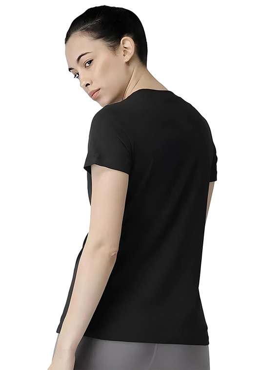 women round neck chest print t-shirt - 21092417 - Standard Image - 1