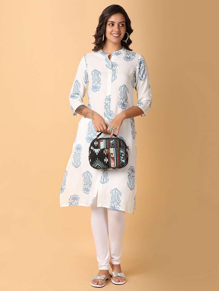 women three quarter sleeve straight kurta - 21092740 - Standard Image - 4
