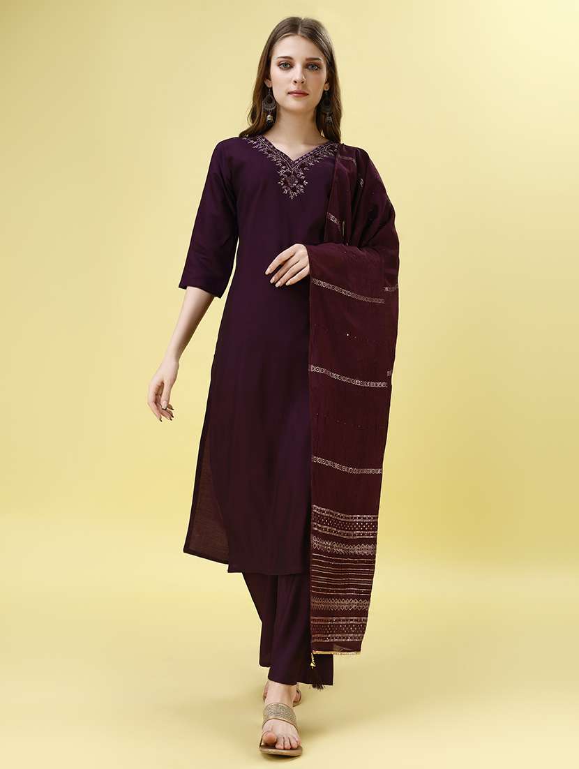 women three quarter sleeve kurta pant with dupatta set