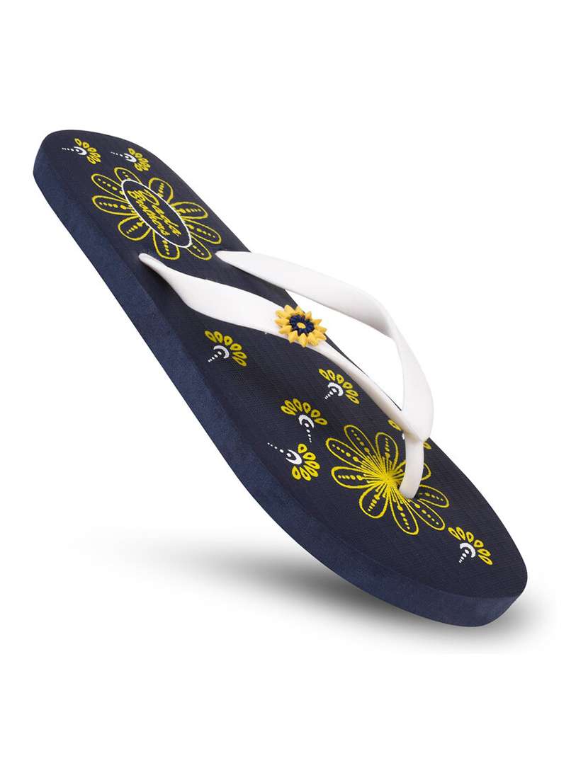 women printed slippers flip flop - 21099707 -  Standard Image - 1