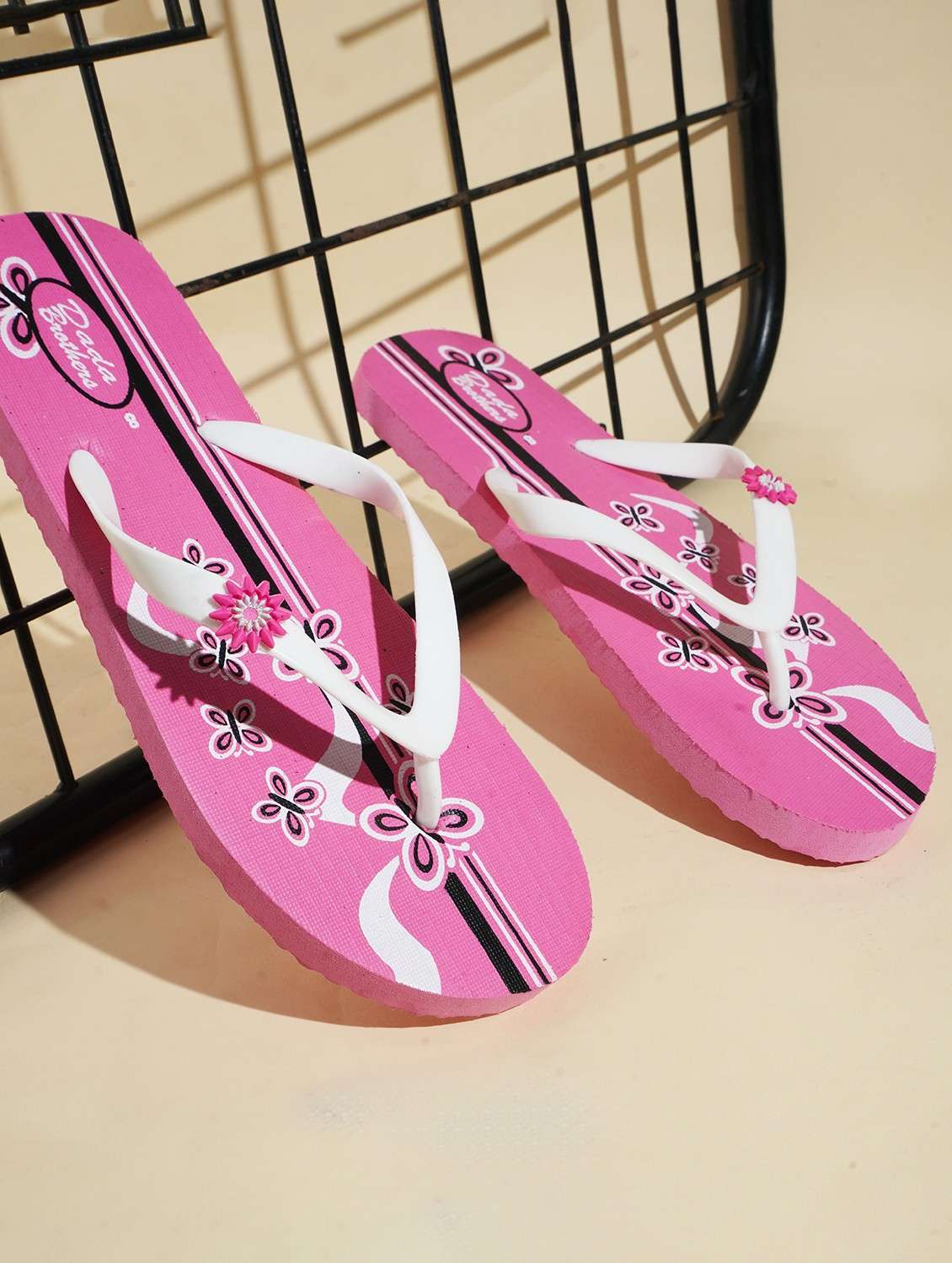 women printed slippers flip flop - 21099784 -  Standard Image - 1