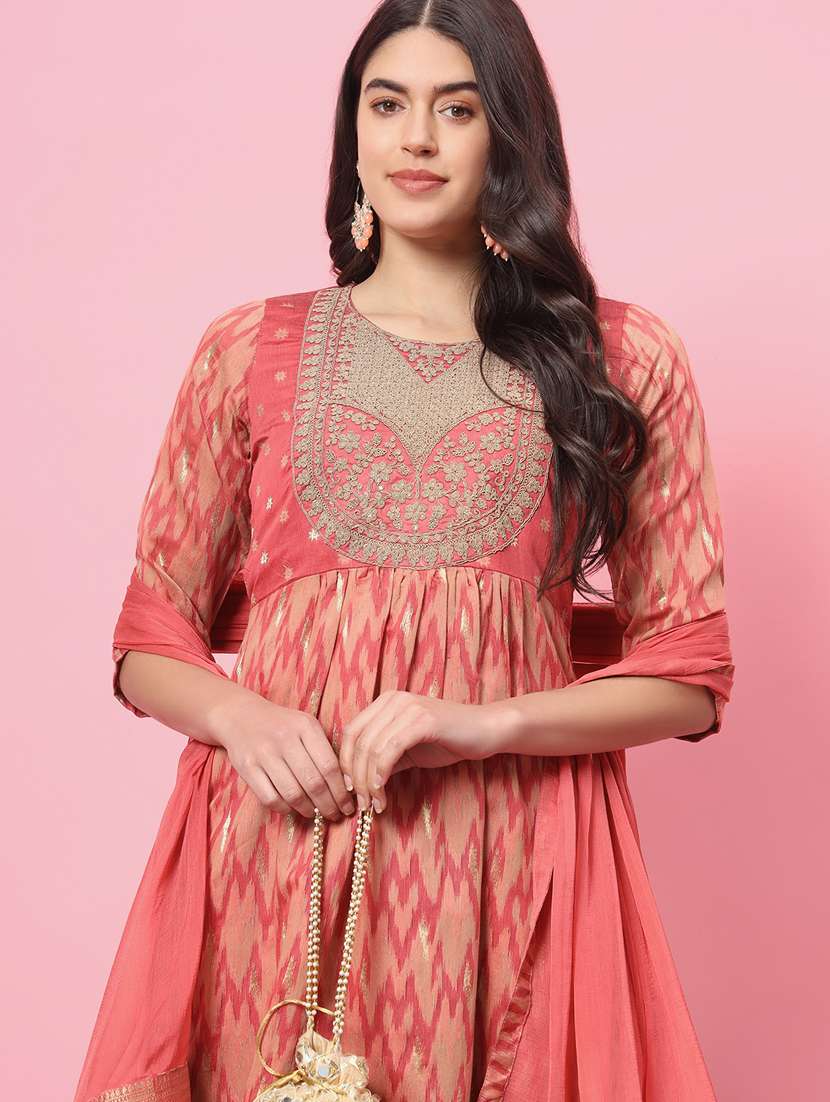 women peach kurta pant set with dupatta - 21102200 -  Standard Image - 4