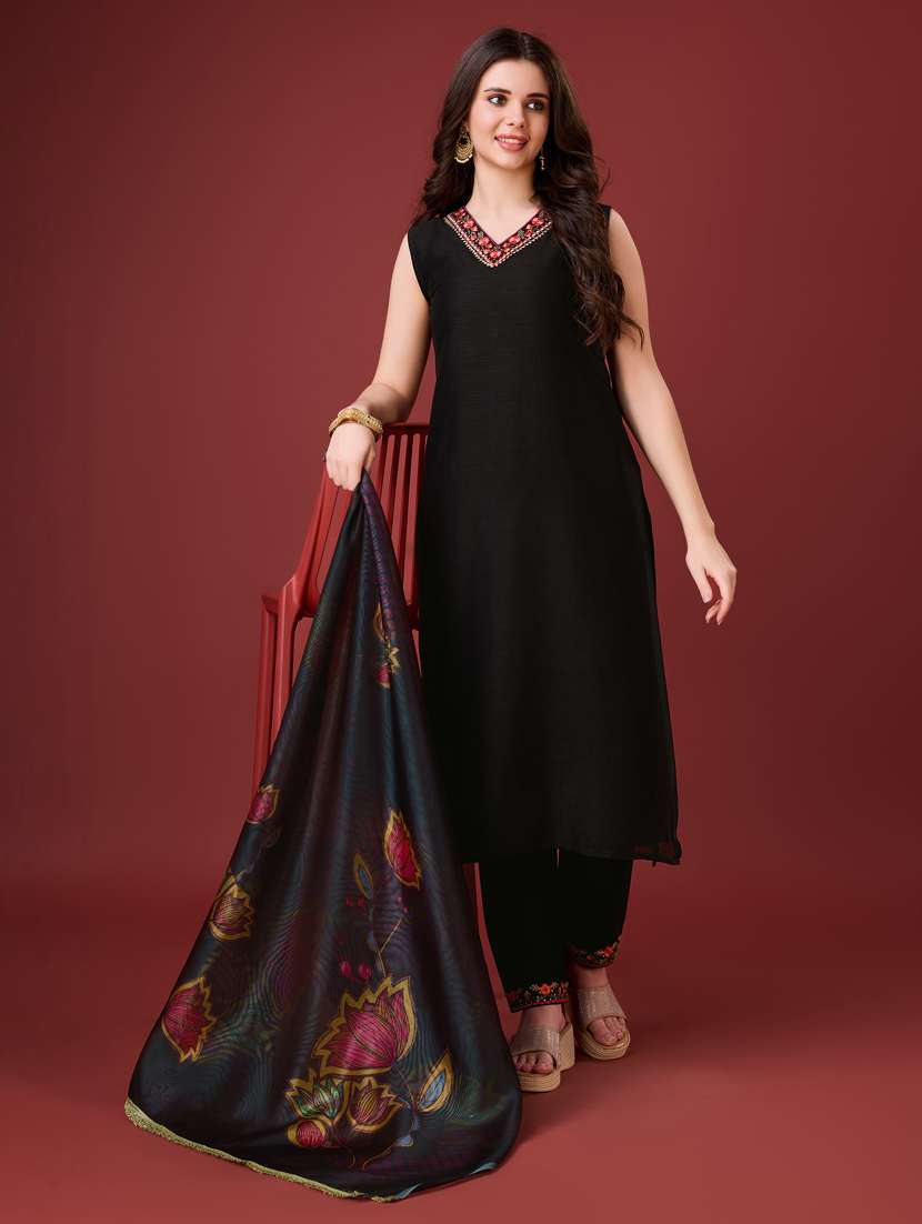 women embroidered kurta pant with dupatta set - 21102915 -  Standard Image - 1