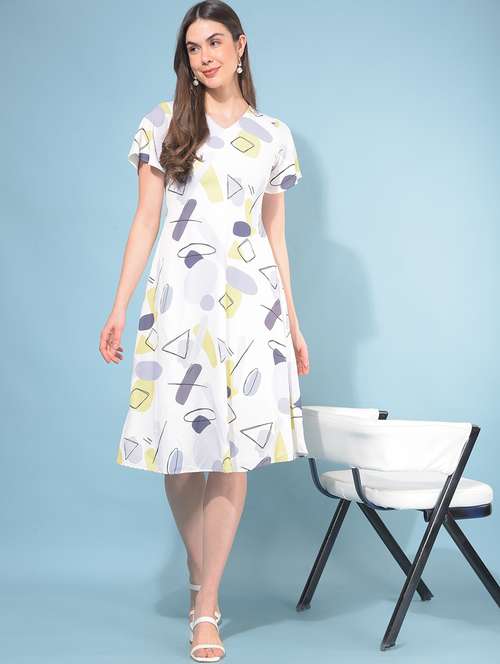 women printed bell sleeves a-line dress - 21109912 -  Standard Image - 0