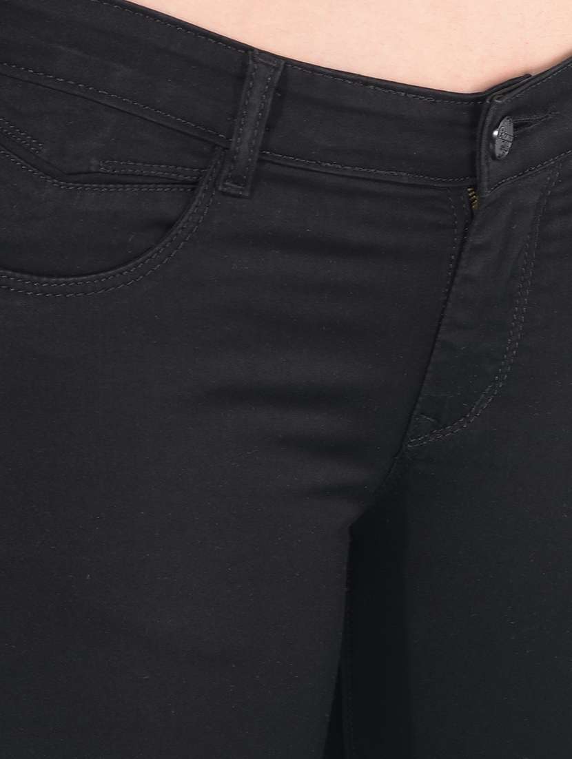 women solid mid rise slinny fit jean - 21110008 -  Standard Image - 4