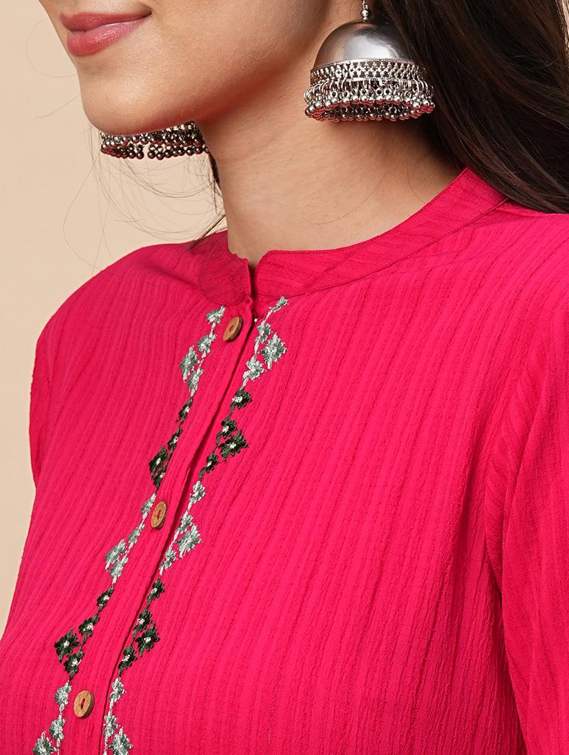 pink embroidered front & side both slit kurta - 21116267 - Standard Image - 4