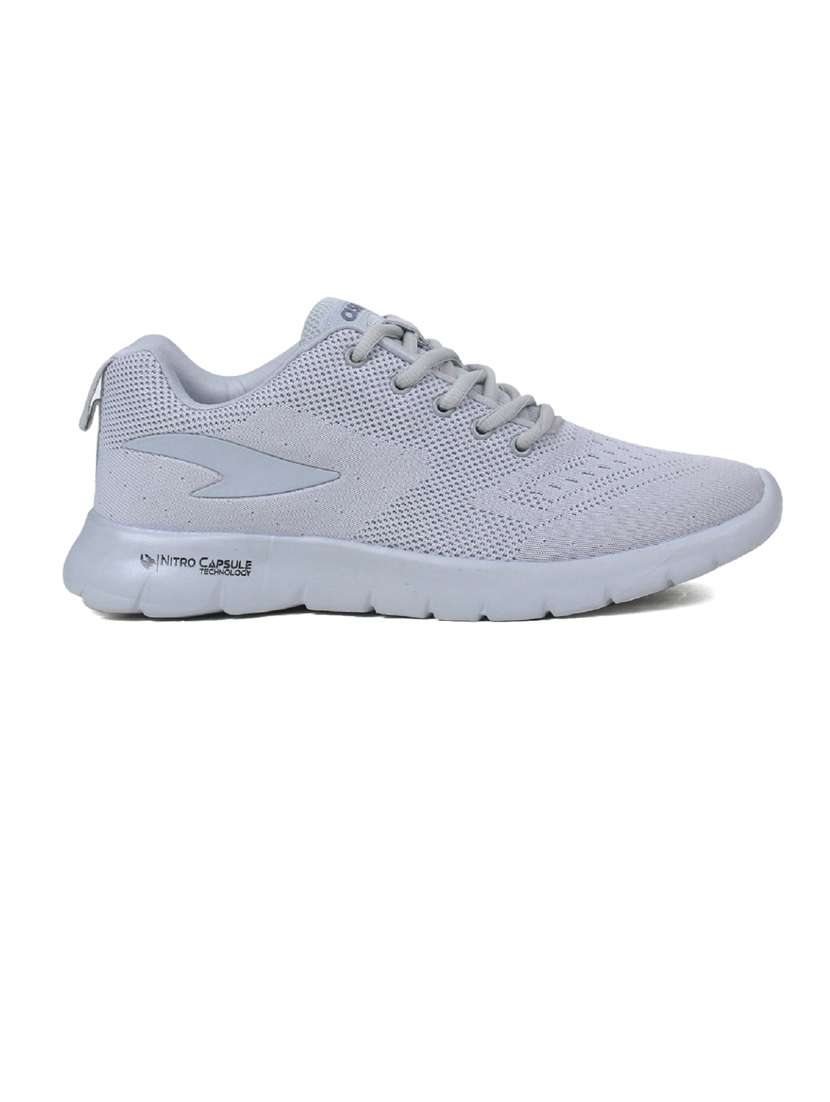 men lace up sport shoes - 21116976 -  Standard Image - 1