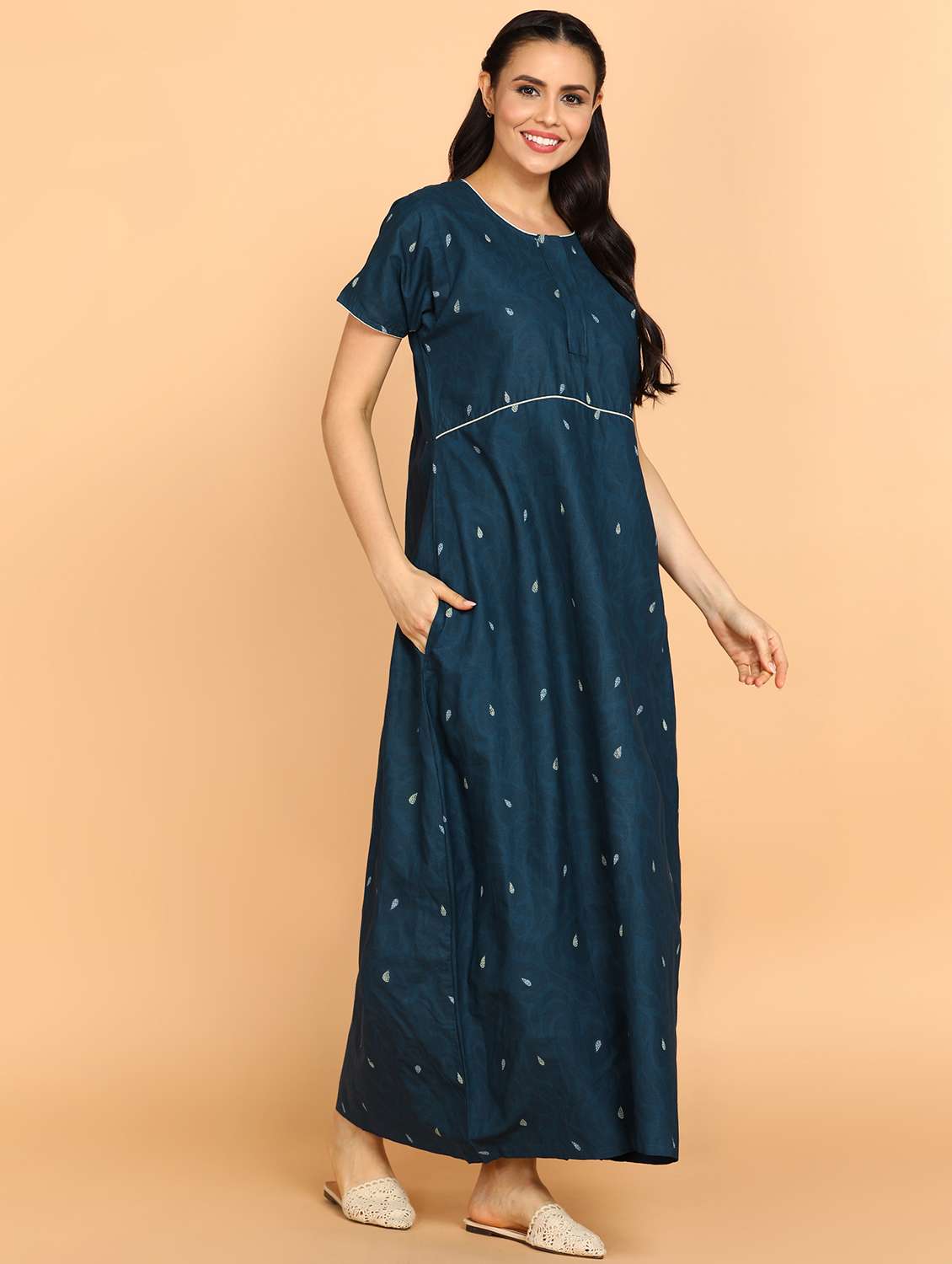 women navy blue self design cotton nighty  - 21129912 -  Standard Image - 1