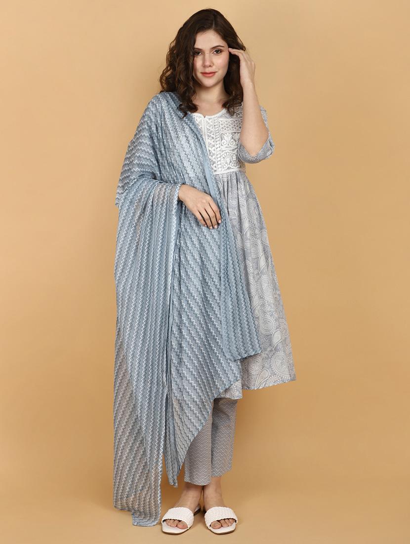 women kurta pant set with dupatta