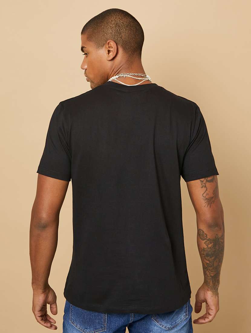 men round neck short sleeves t-shirt - 21135455 -  Standard Image - 1