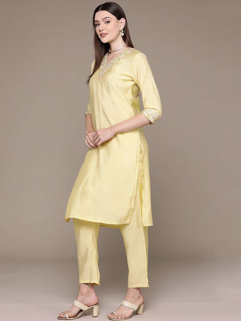 women three quarter sleeve kurta pant with dupatta set - 21136002 -  Standard Image - 1