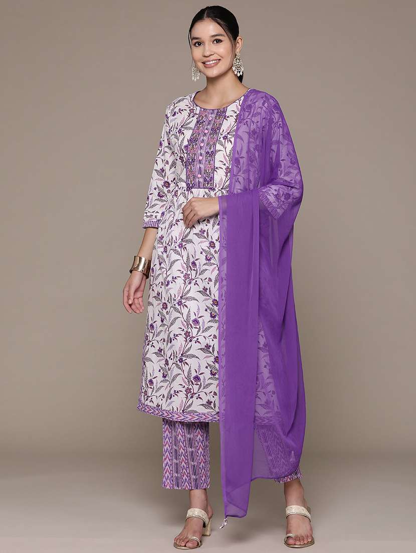 women three quarter sleeve kurta pant with dupatta set - 21136009 -  Standard Image - 1
