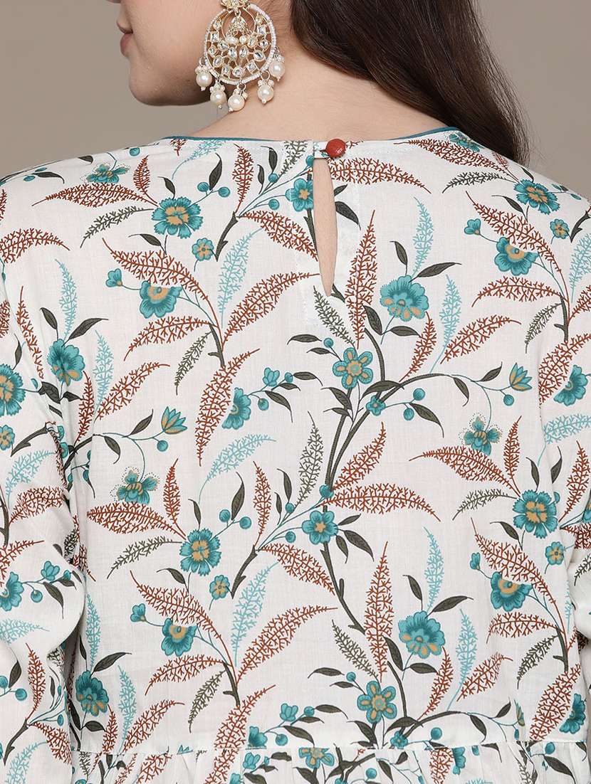 women three quarter sleeve kurta pant with dupatta set - 21136010 -  Standard Image - 4