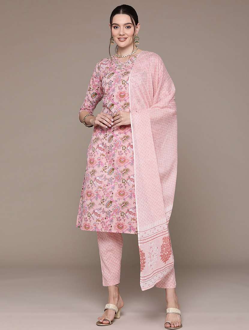 women three quarter sleeve kurta pant with dupatta set - 21136015 -  Standard Image - 1