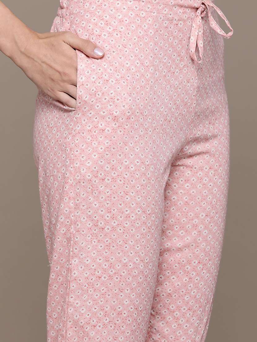 women three quarter sleeve kurta pant with dupatta set - 21136015 -  Standard Image - 6
