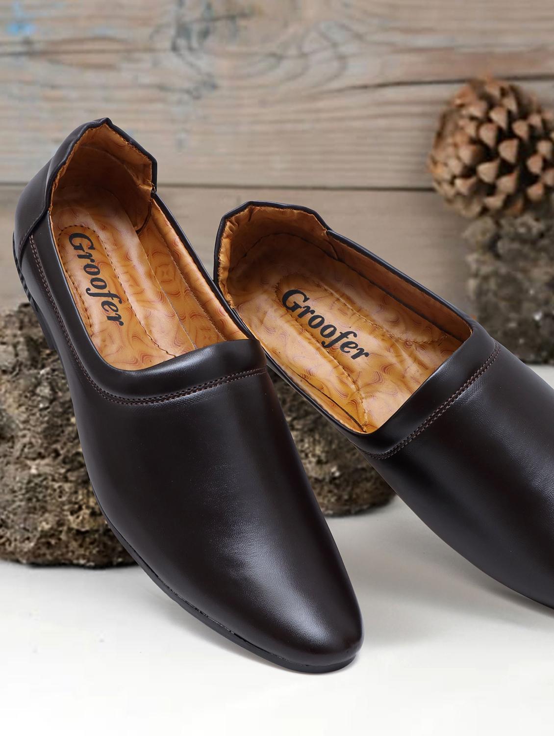 men solid black slip on loafer - 21136468 -  Zoom Image - 0