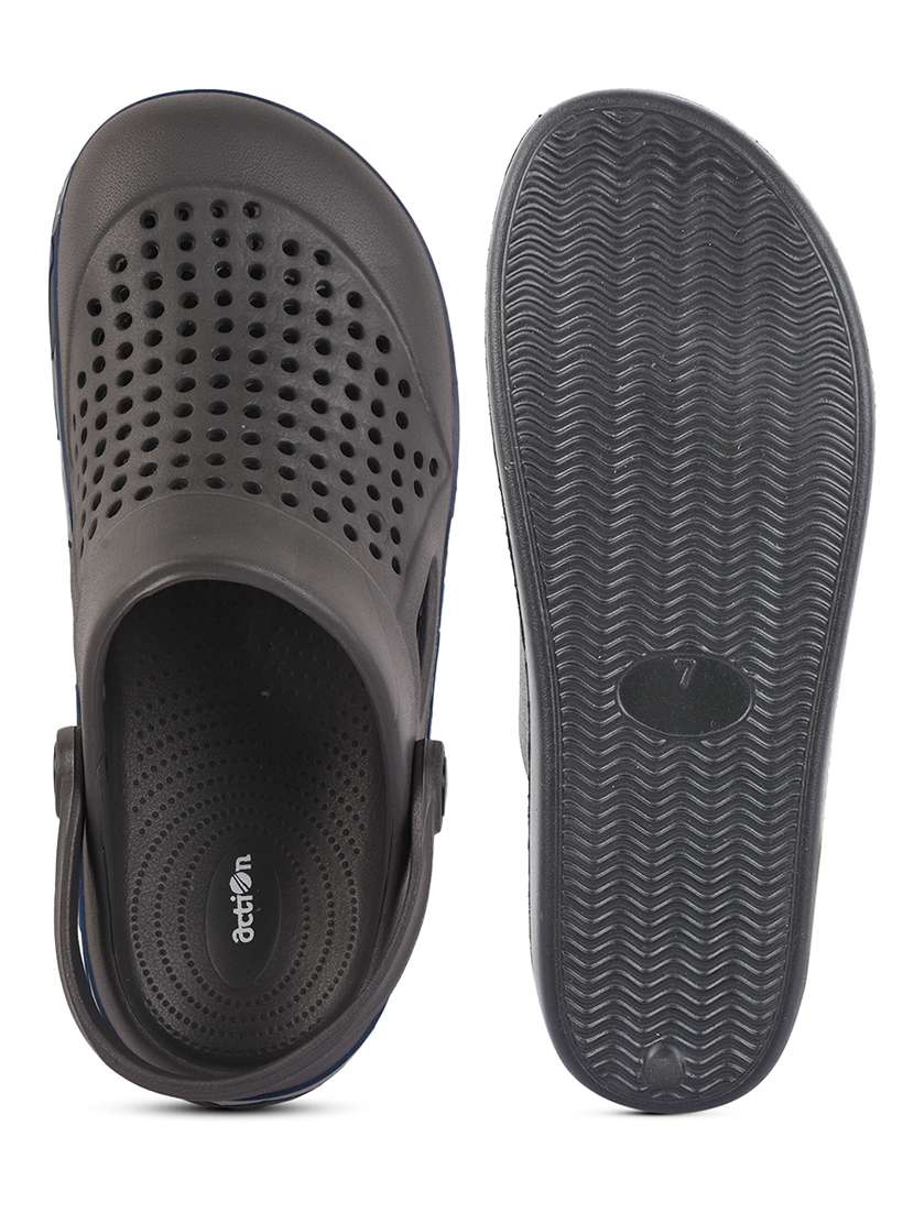 men slip on crocs - 21136656 -  Standard Image - 4