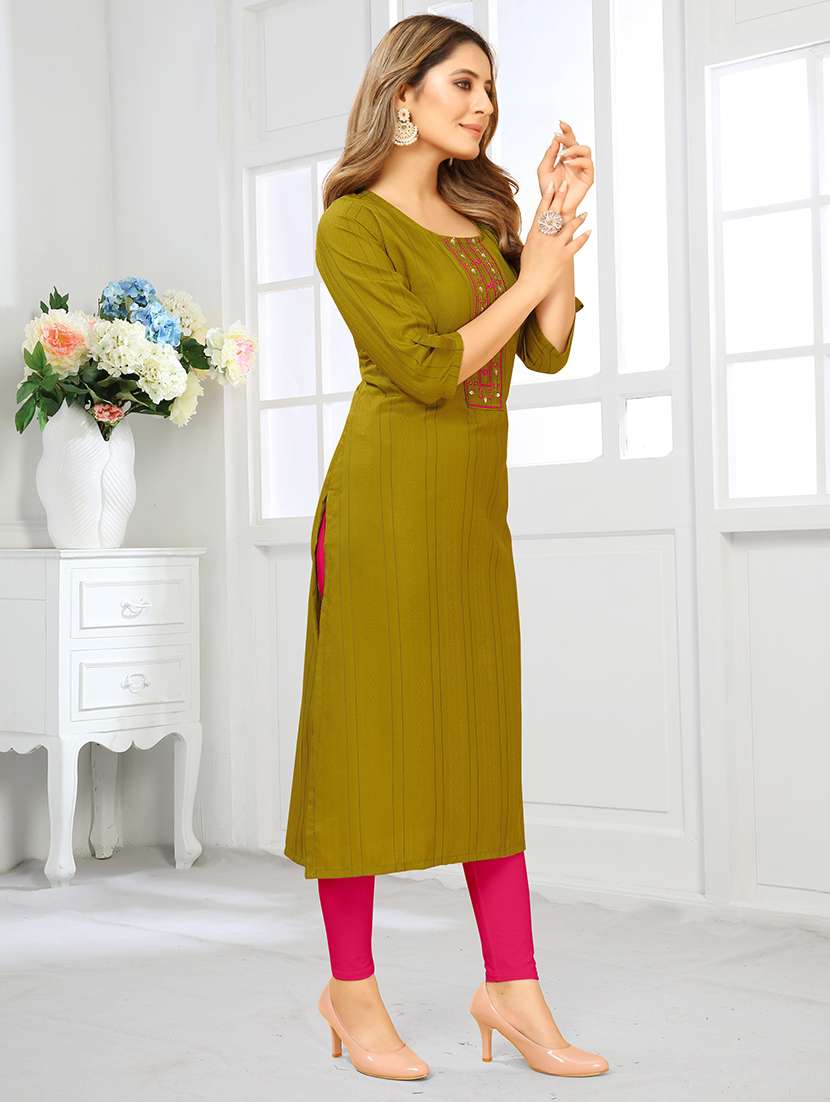 women three quarter sleeve straight kurta - 21139308 -  Standard Image - 1