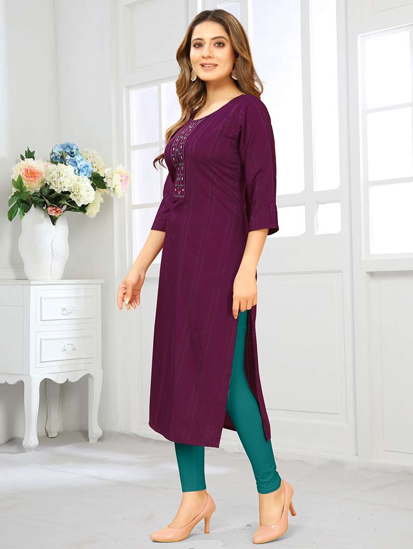 women three quarter sleeve straight kurta - 21139311 -  Standard Image - 1