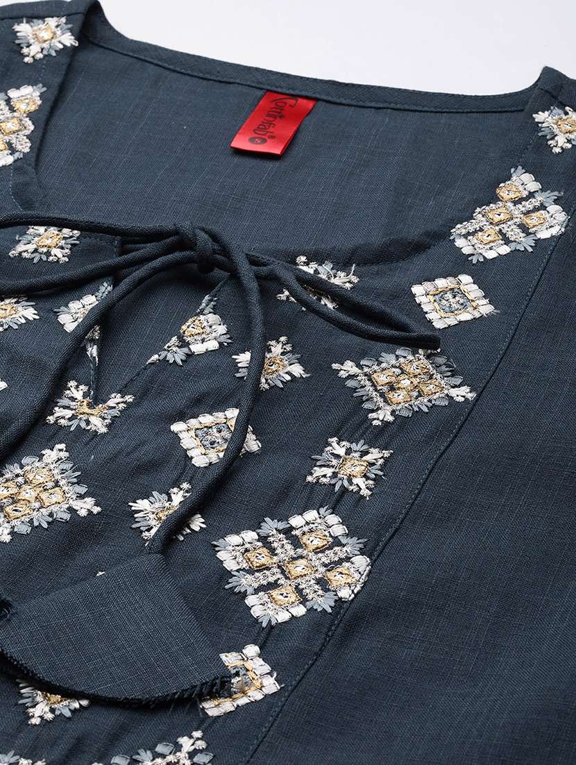 grey embroidered detailed kurti - 21142497 -  Standard Image - 4