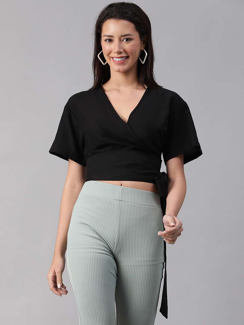 solid black casual crop top