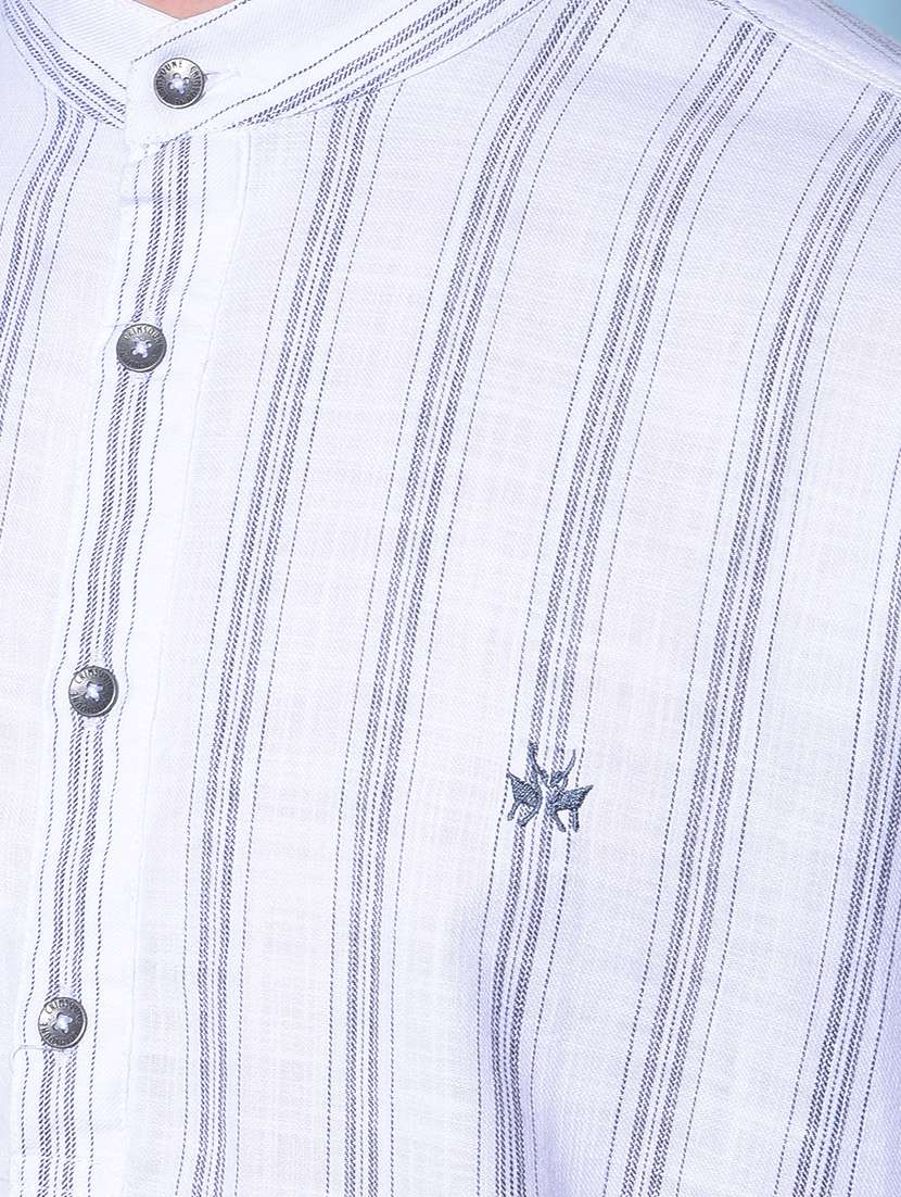 white striped printed short kurta - 21142631 -  Standard Image - 4