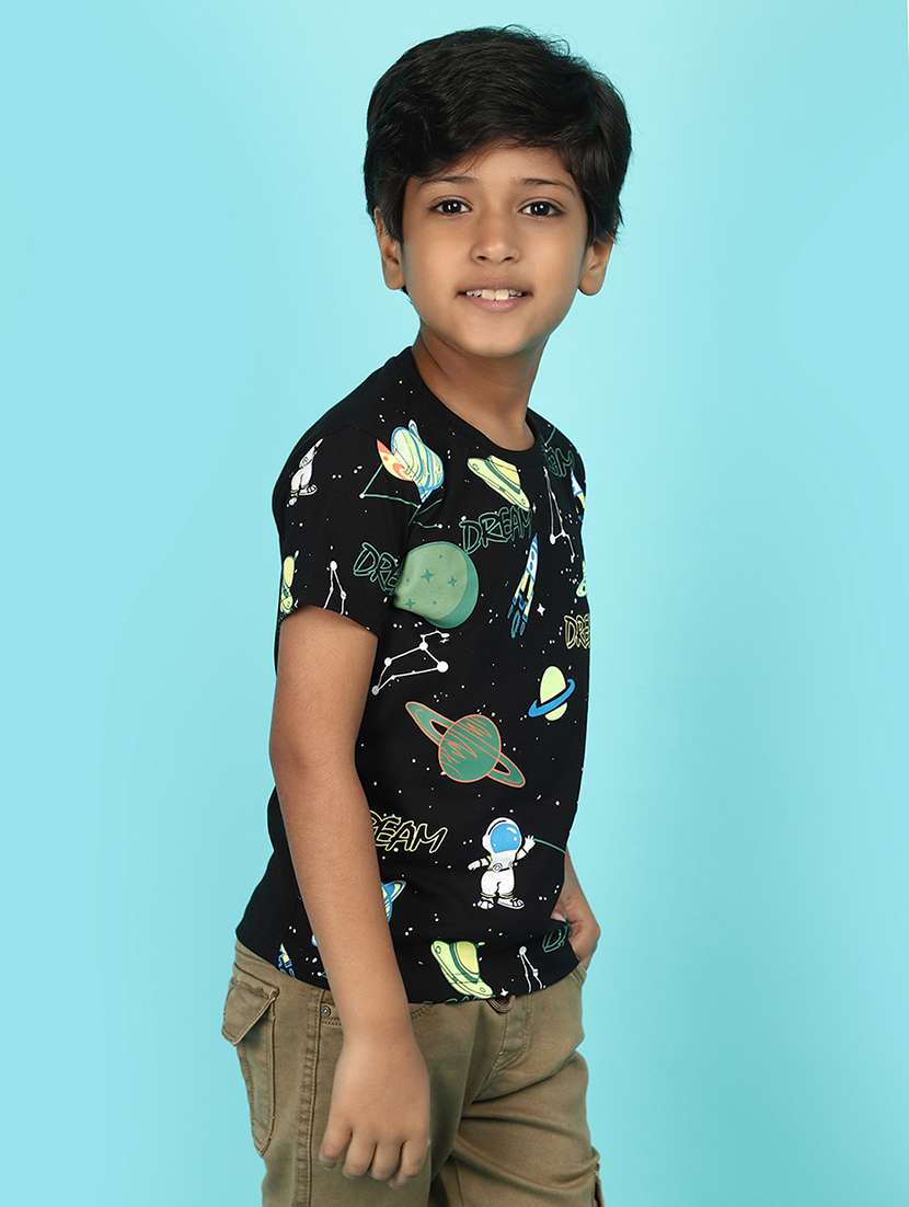 boys short sleeve graphic t-shirt - 21143144 -  Standard Image - 1