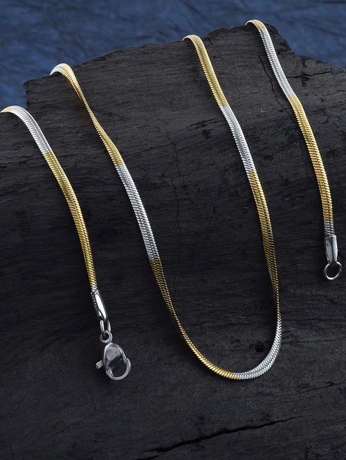 multi color brass chain  - 21143582 -  Standard Image - 0