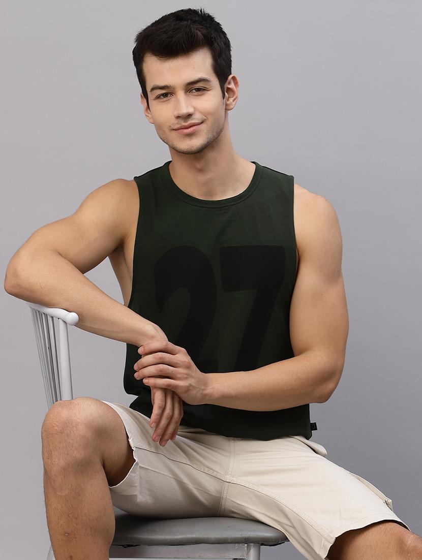 men printed sleeveless vest - 21143890 - Standard Image - 4