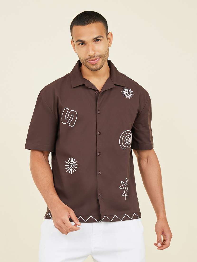 men short sleeves casual shirts - 21144939 -  Standard Image - 1