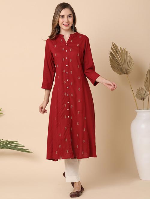globus women maroon mandarin collar floral embroidered panelled a-line kurta - 21144991 - Standard Image - 0