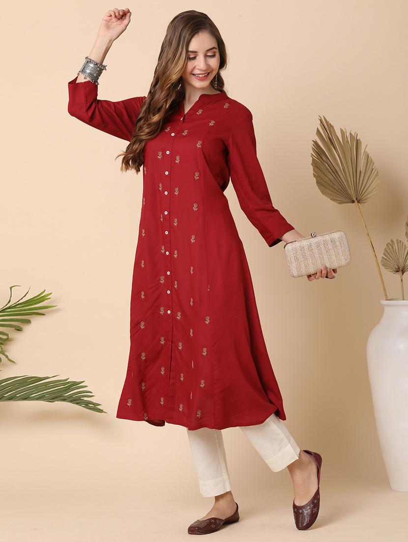 globus women maroon mandarin collar floral embroidered panelled a-line kurta - 21144991 - Standard Image - 1