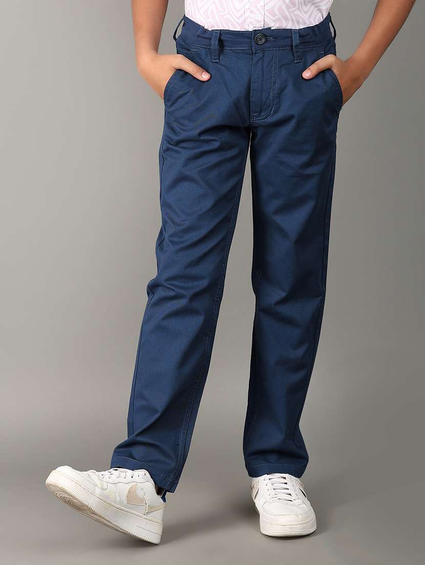boys mid-rise solid casual chinos