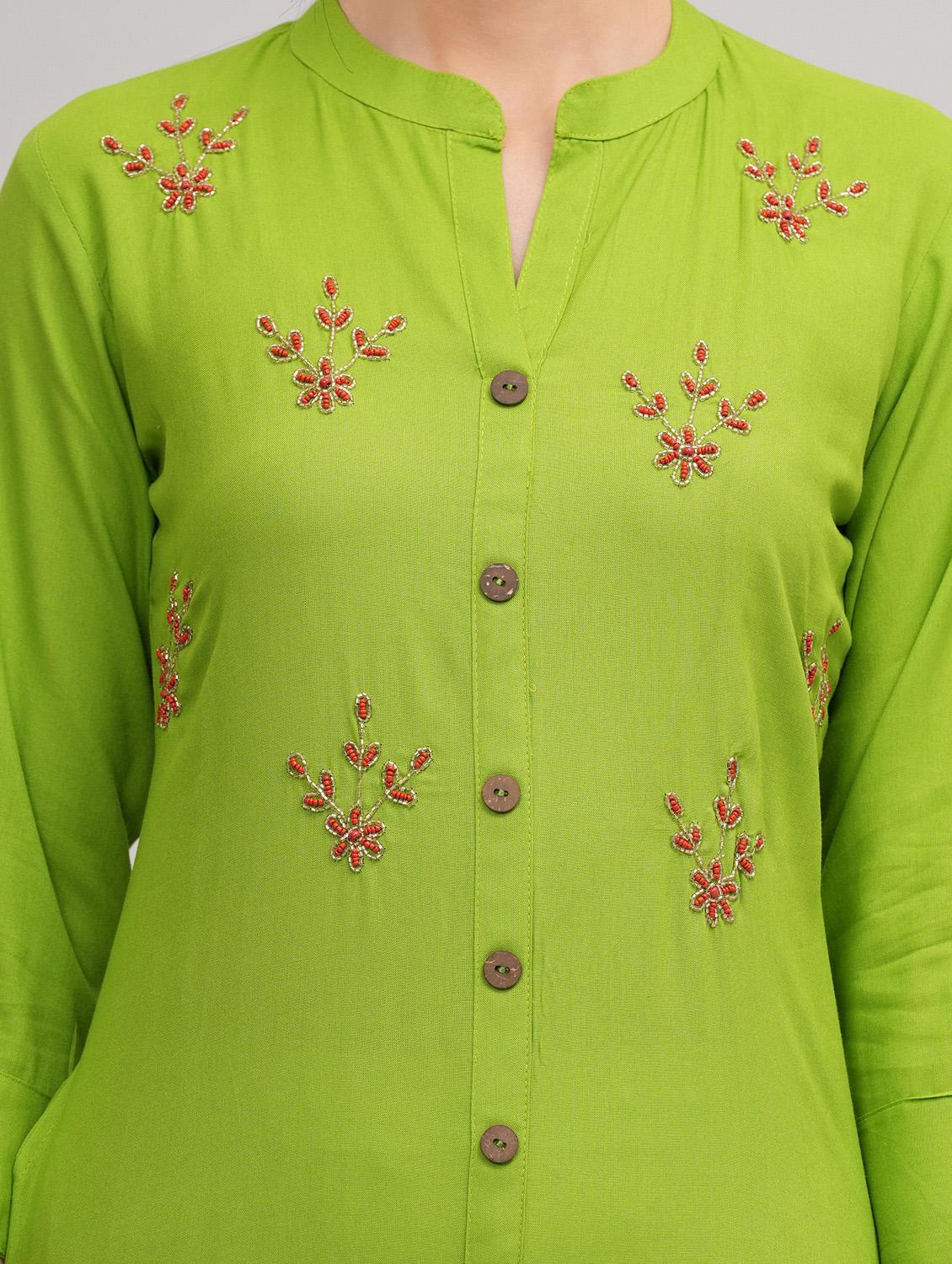 women mandarin neck kurta palazzo set - 21152678 - Standard Image - 4