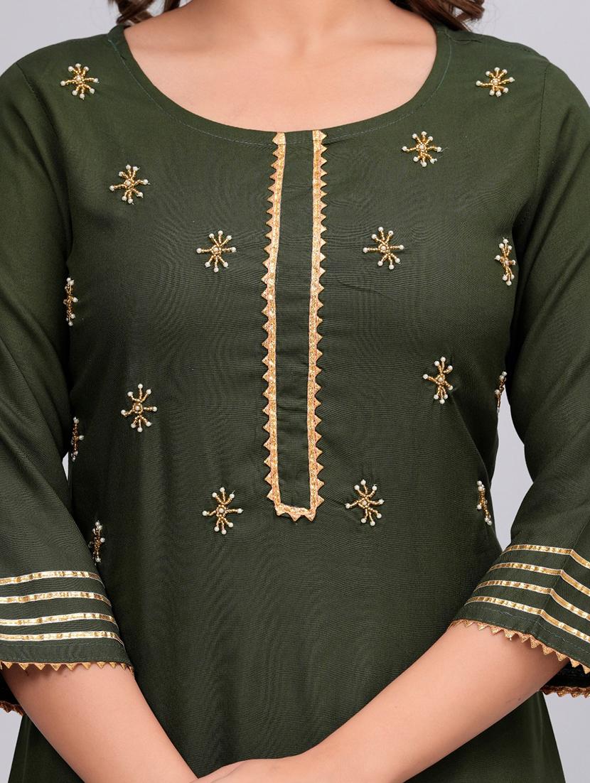 women three quarter sleeve straight kurta - 21161267 - Standard Image - 4