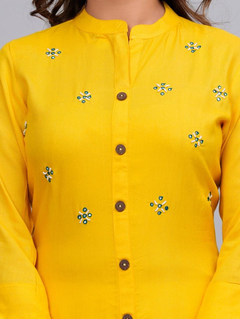 women three quarter sleeve a-line kurta - 21161272 - Standard Image - 4