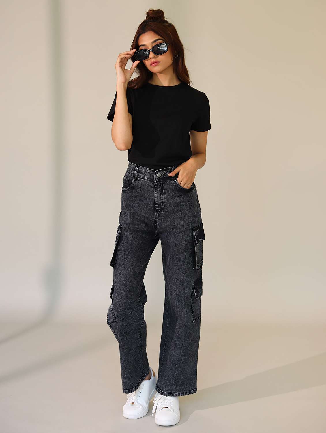 women solid short sleeves t-shirt - 21164614 -  Standard Image - 1