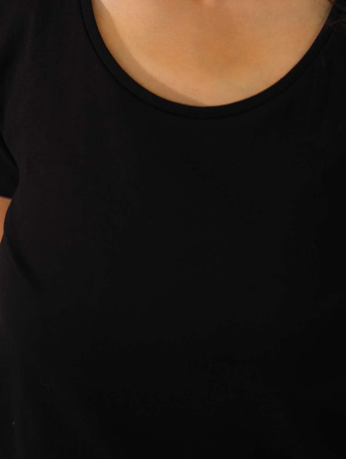 women solid short sleeves t-shirt - 21164619 -  Standard Image - 6