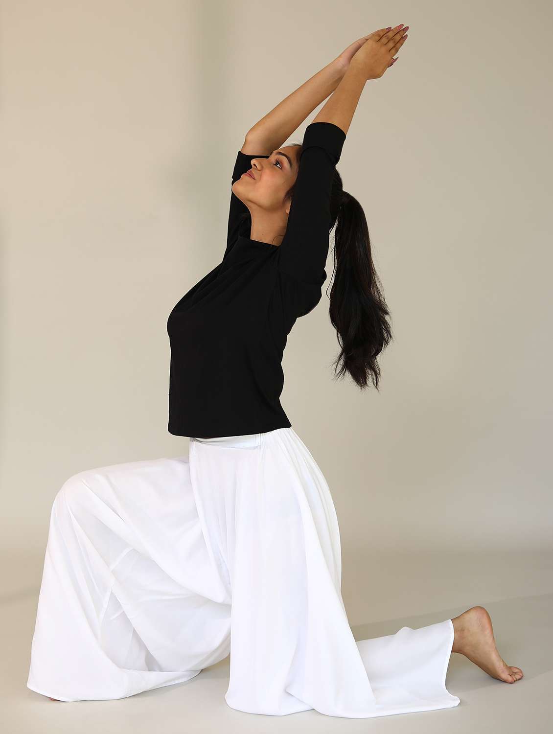 women solid three quarter sleeves t-shirt - 21164622 -  Standard Image - 1