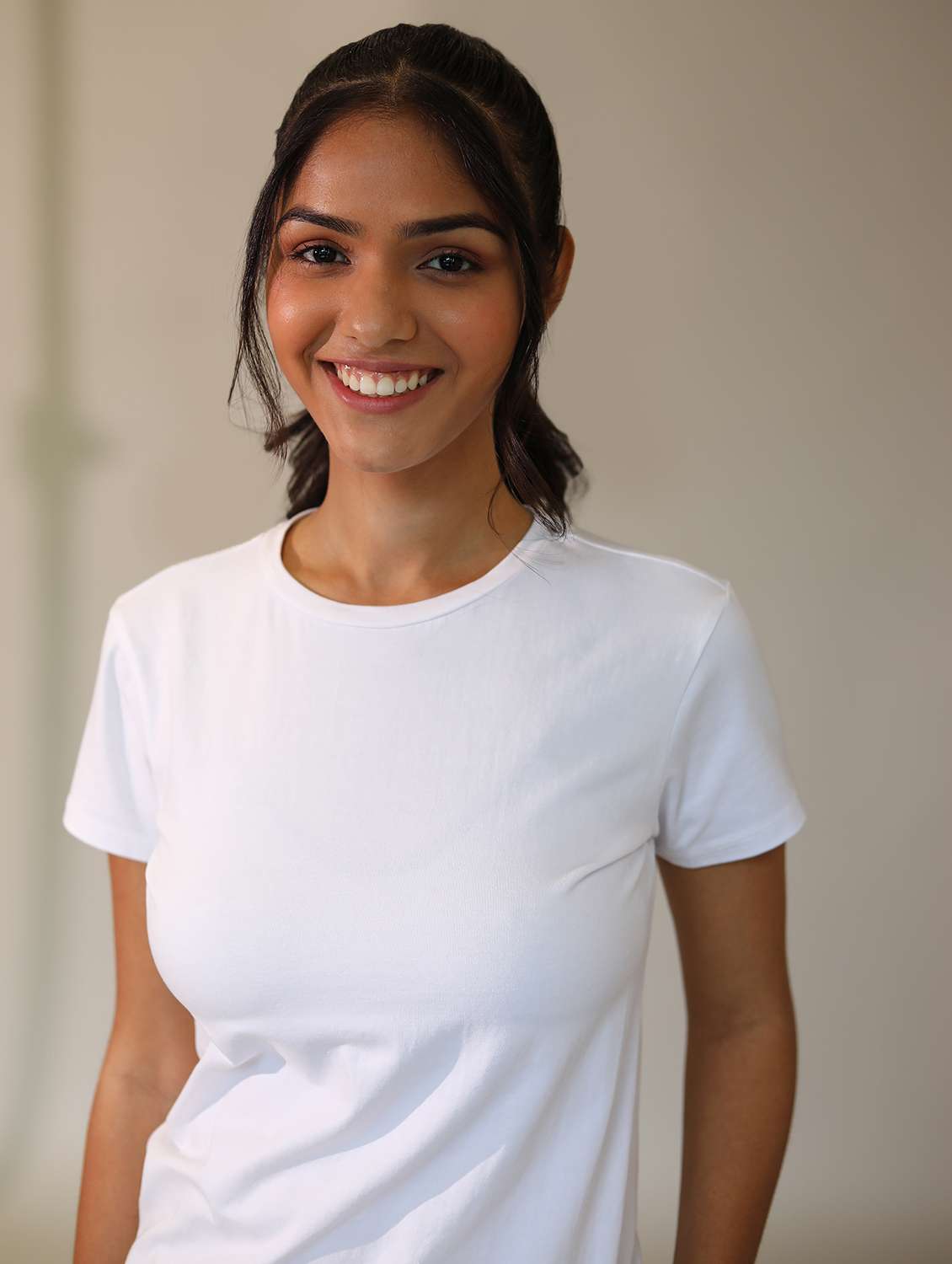 women solid cotton modal short sleeves t-shirt - 21164626 -  Standard Image - 6