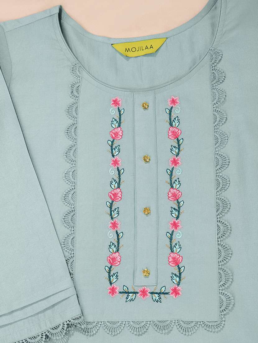 women three quarter sleeve straight kurta - 21167760 -  Standard Image - 6