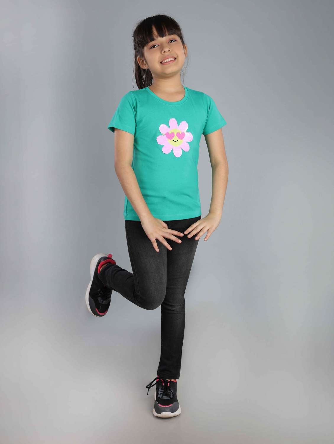 girls round neck graphic printed tees - 21169030 -  Standard Image - 4