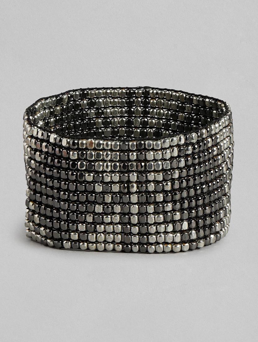 silver metal cuffs bracelet - 21169981 - Zoom Image - 0