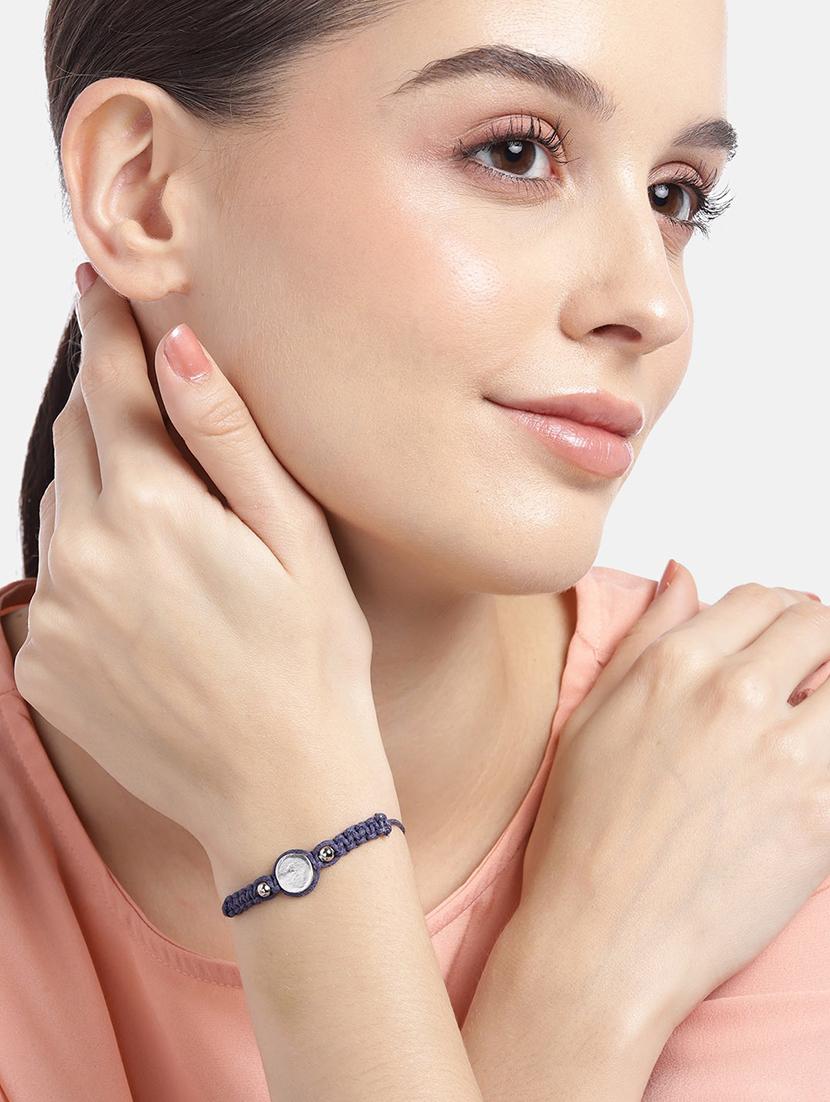 blue metal links bracelet - 21169990 - Standard Image - 4