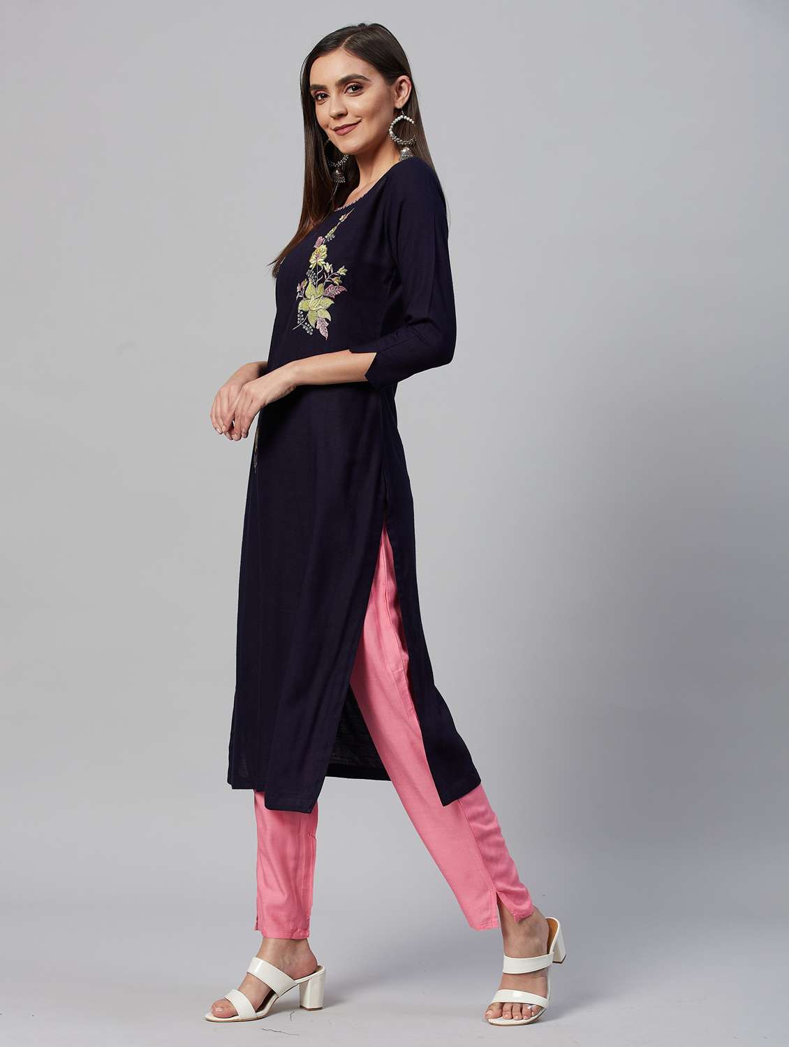 navy blue embroidered kurta pant set - 21171569 - Standard Image - 1