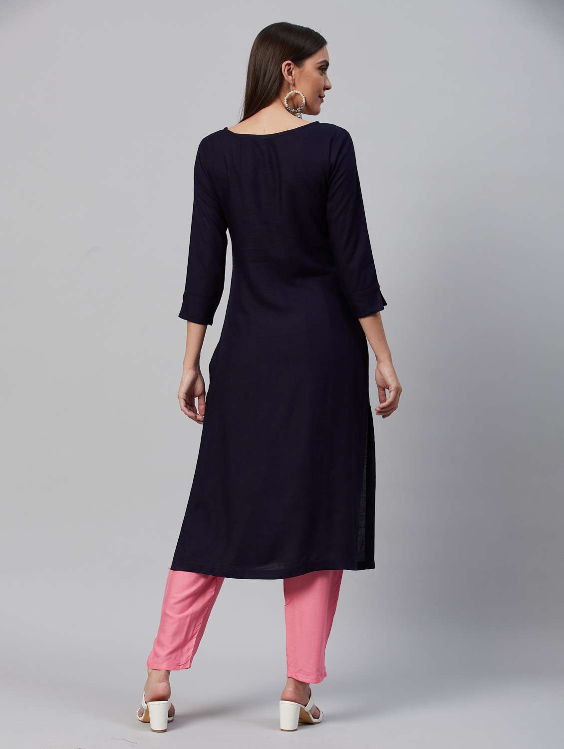 navy blue embroidered kurta pant set - 21171569 - Standard Image - 4